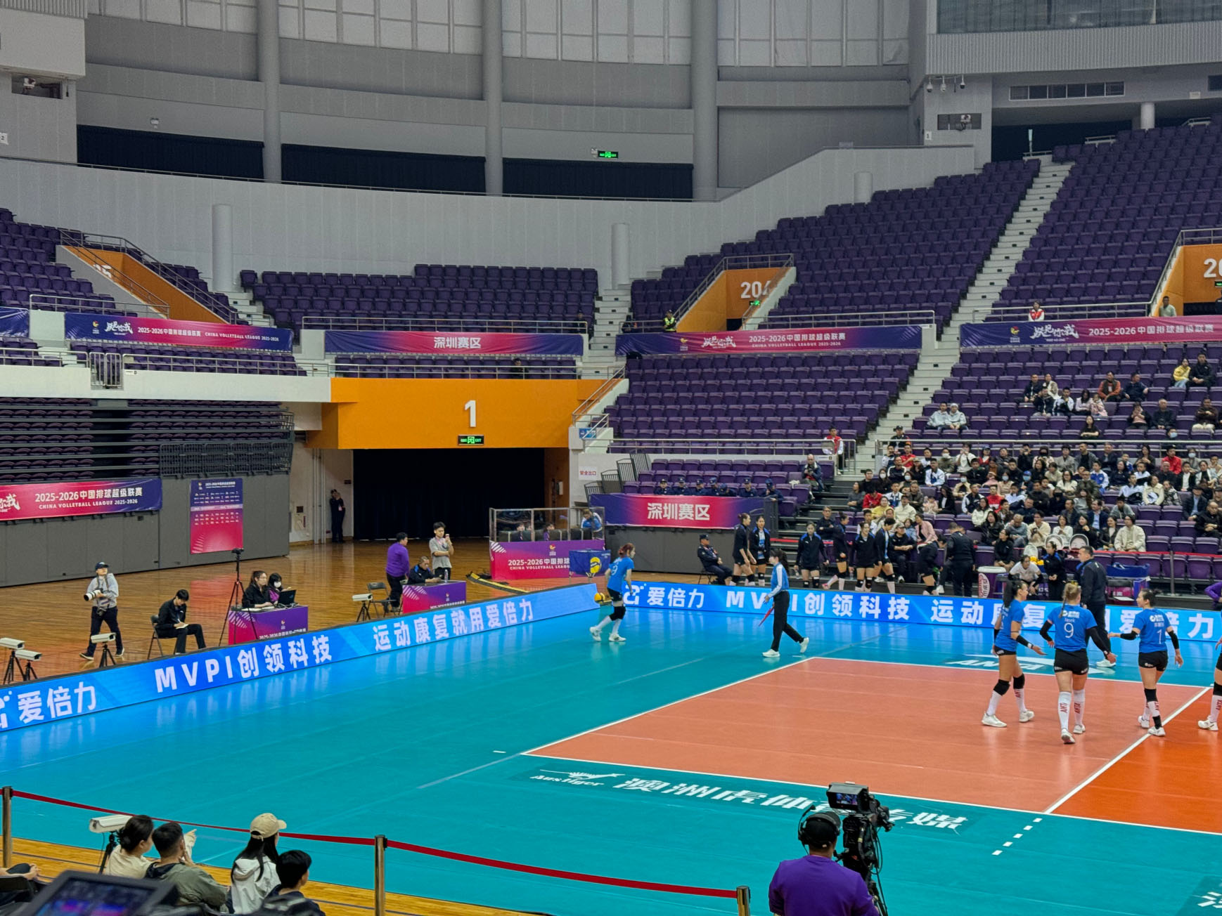 深圳女排 12 连胜夺冠！爱倍力复合频体能康复仪：赛场隐形 MVP